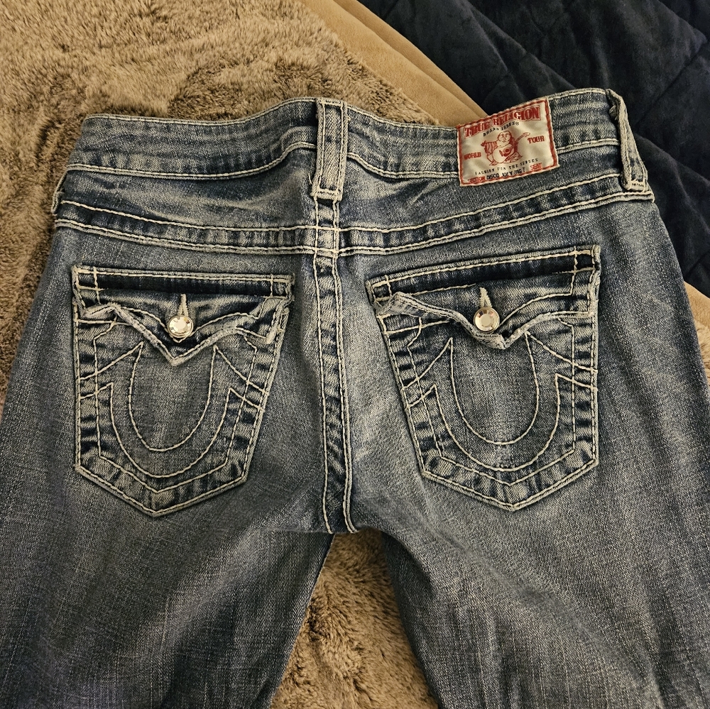 Gently used women's True Religion bootcut jeans size 29.